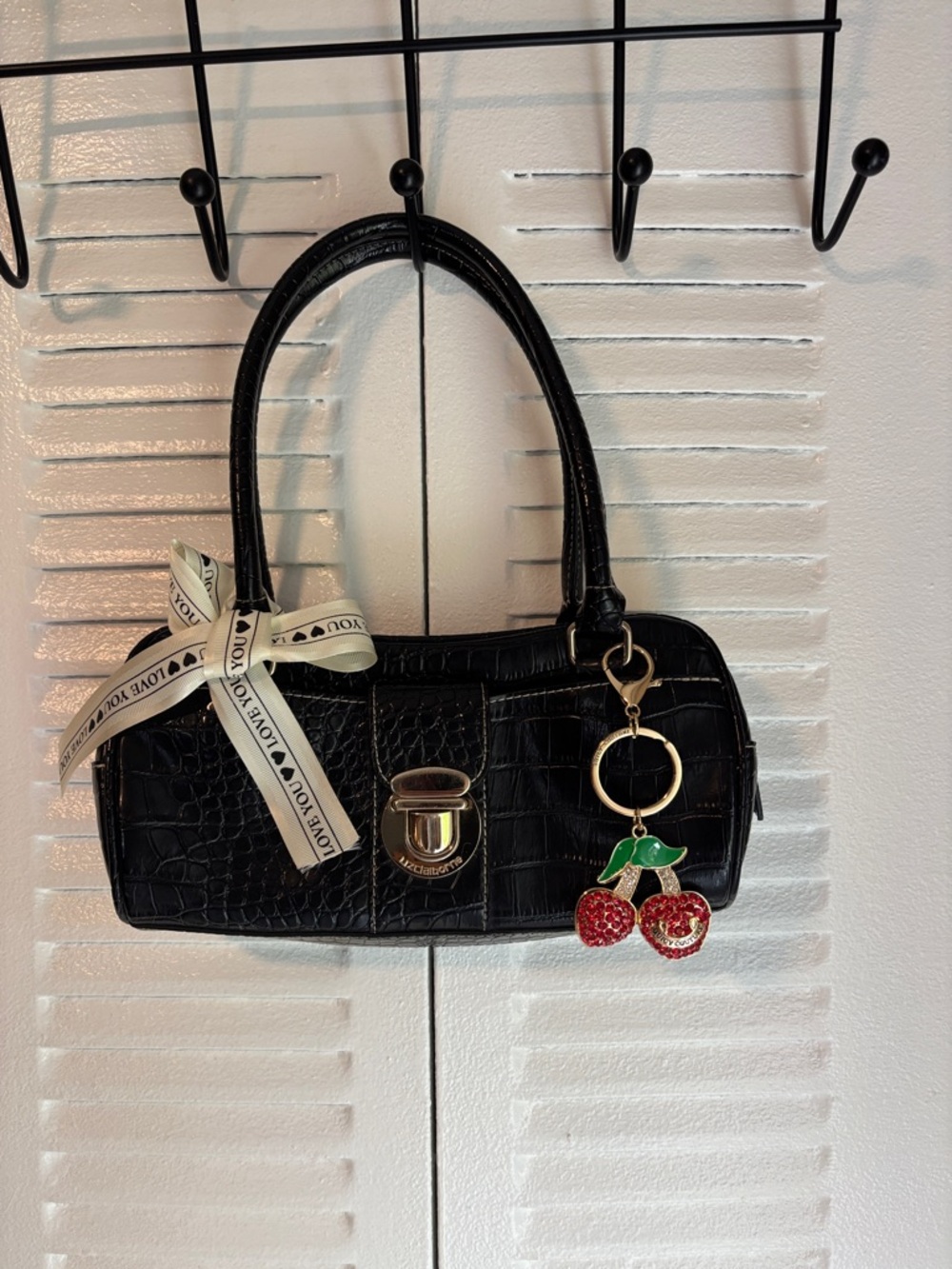 Luzialborne Croc Shoulder Bag + Juicy Couture Cherry Charm Y2K - Picture 3 of 16